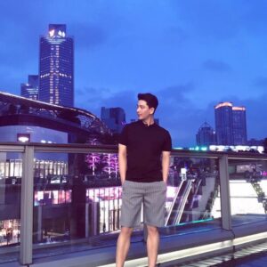 罗大佑
