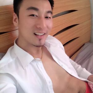 赵亮