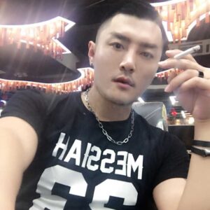 李菲儿