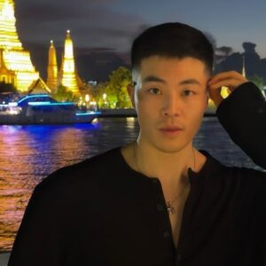 刘奕君