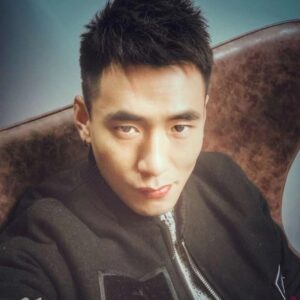 李泉