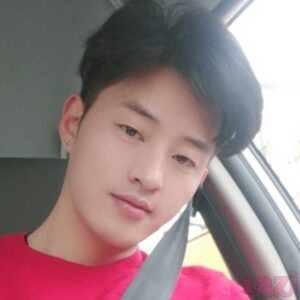 朱亚文