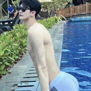 李佳明