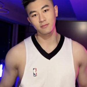 朱延平