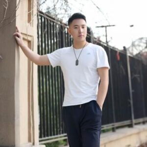 吴世春