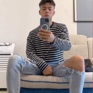 张坤