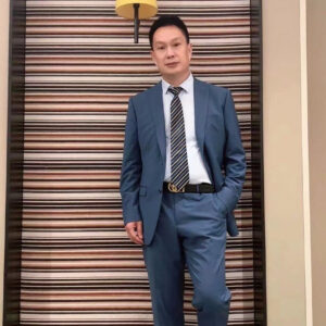 严浩翔