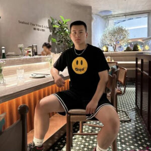 陈震