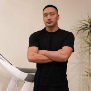 秦霄贤