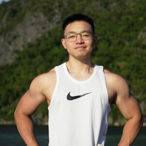 杨奇