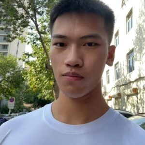 吴泳铭