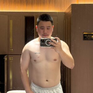 赵心童