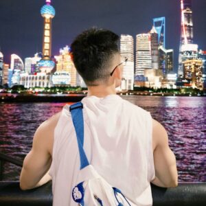 周伯文