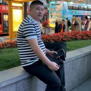 鲍蕾